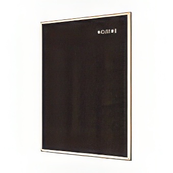 Tablica informacyjna literowa z jasną drewnianą ramą