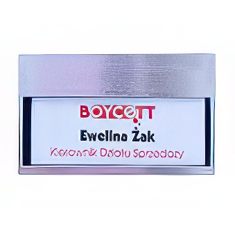 Identyfikator  z okienkiem ;  zapięcie - agrafka 